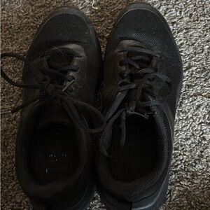 Nun slip work shoes
